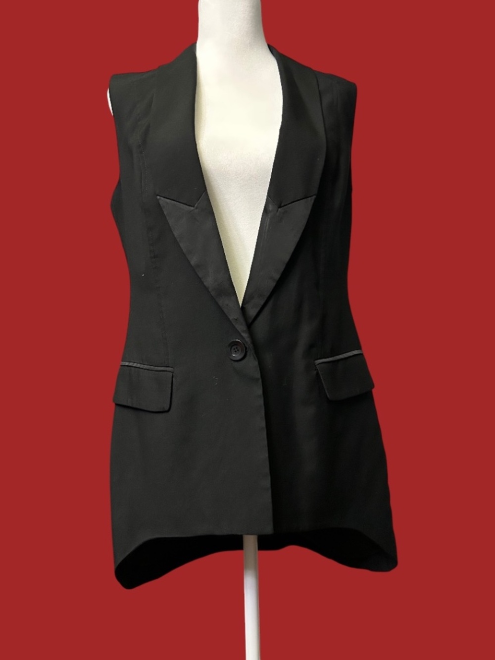 Bebe Women Over the Hip Tuxedo Vest